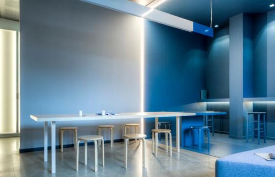 青島電子商務(wù)有限公司200平辦公室裝飾設(shè)計效果圖