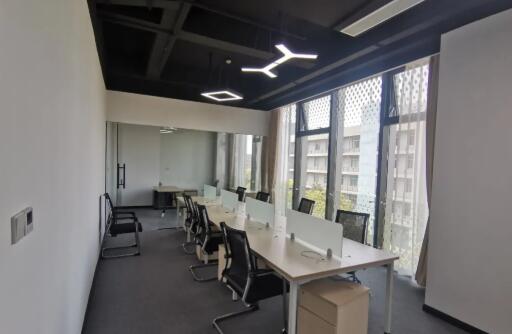 青島遼陽西路報(bào)關(guān)代理公司辦公室裝修效果圖